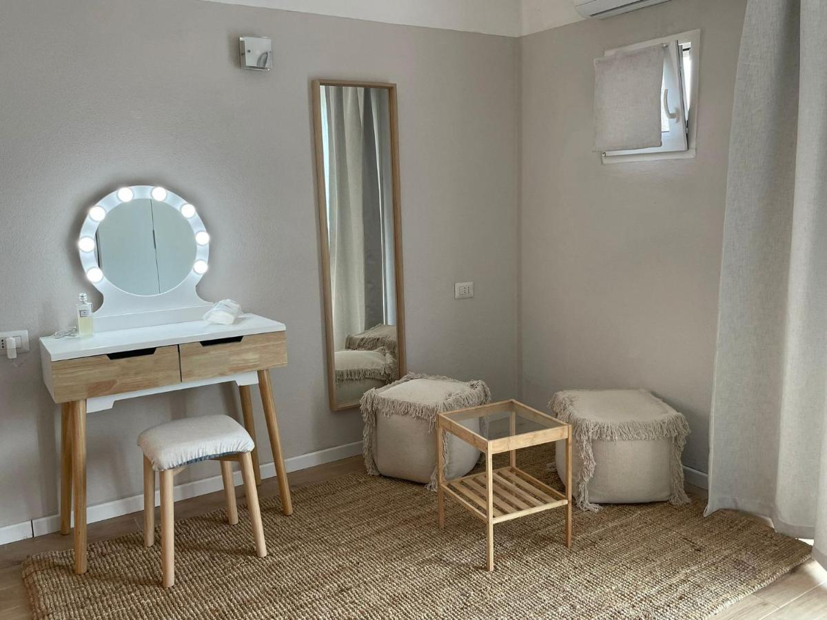 La Pecora Nera B&B Budoni Buitenkant foto